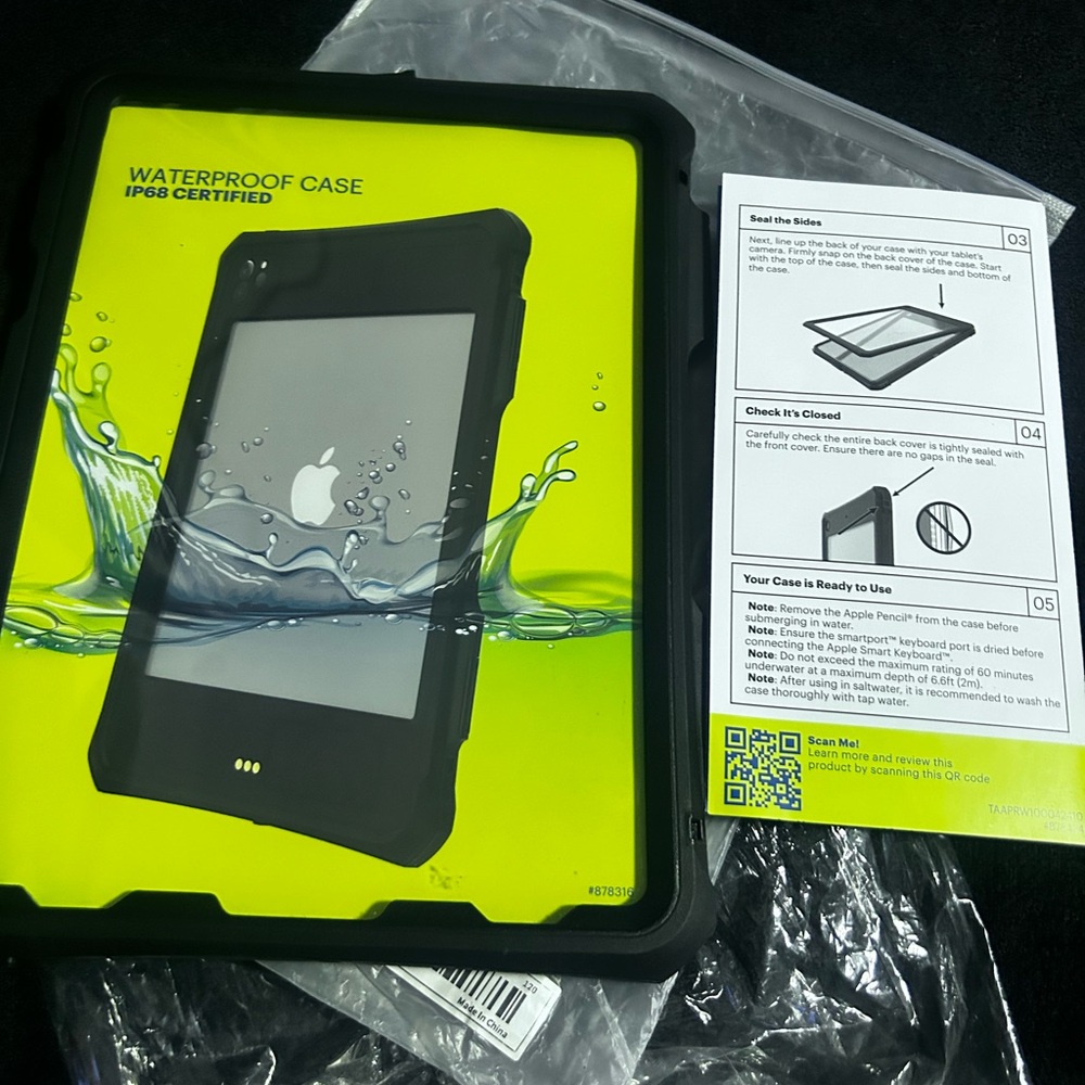 Waterproof Tablet Case - Black